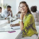 Frau am Laptop | VDR-Akademie Frau am Laptop | VDR-Akademie