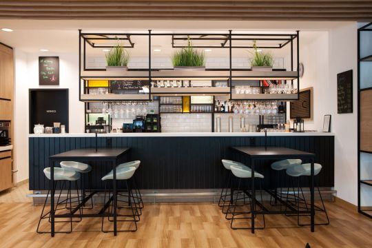 Details Holiday Inn Hotel Berlin East Side | VDR